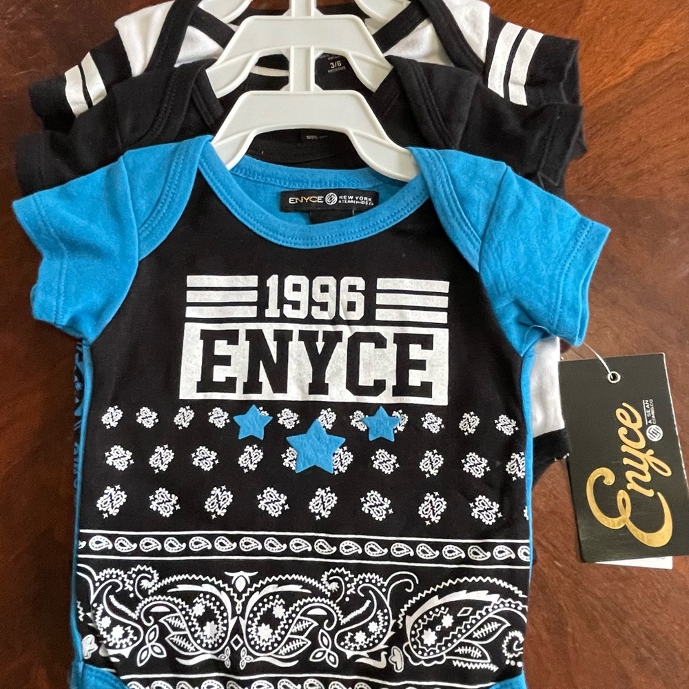 Kids clothes